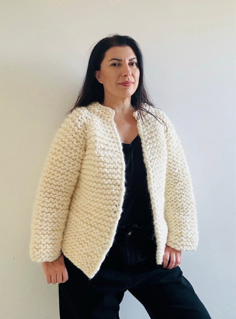 YRSA Short Wool Jacket, Wool Chunky Jacket, Knit Wool Tunic, Off White Wool Jacket, Thick Wool Jacket, Short Wool Cardigan