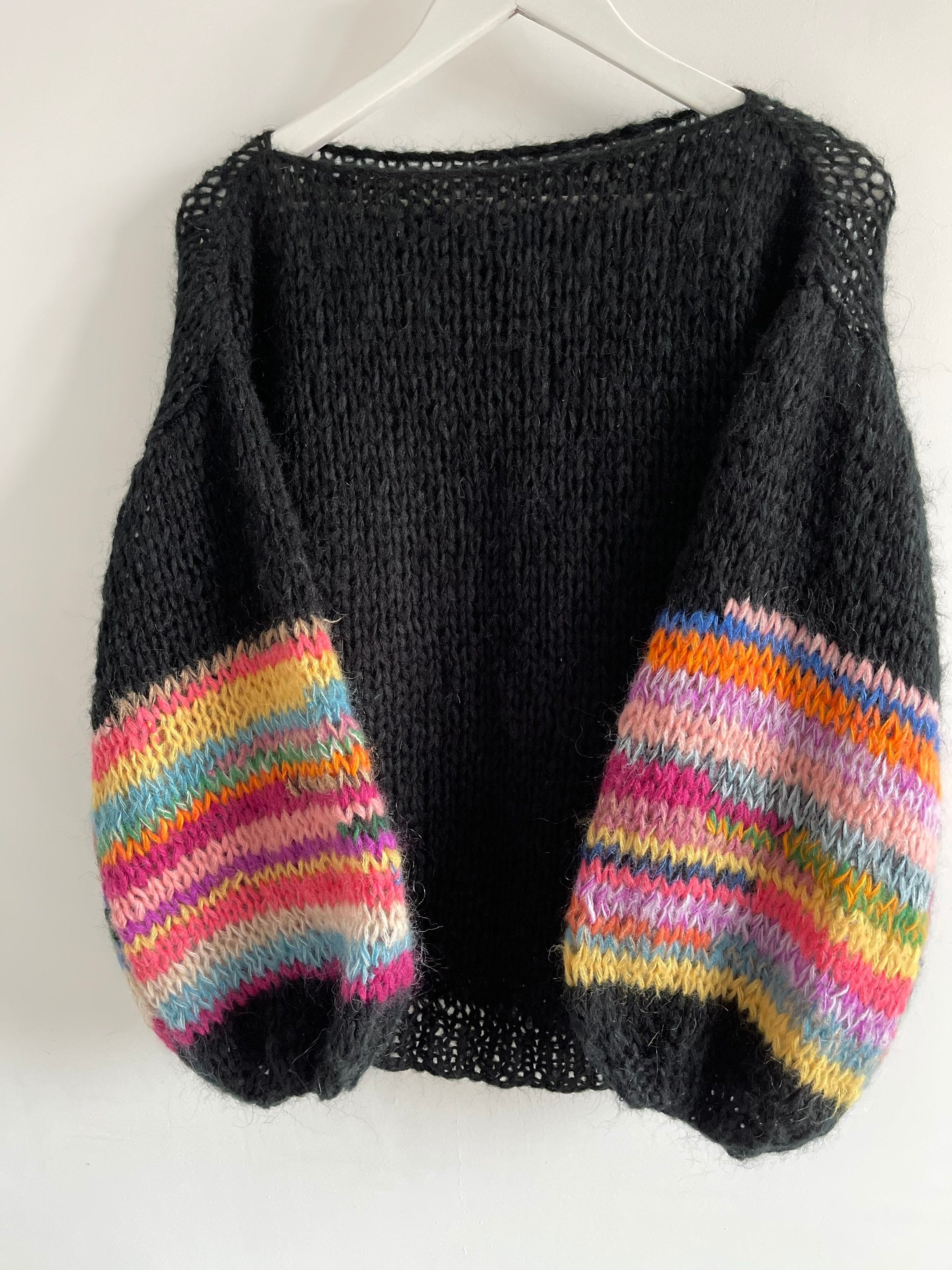 ALHAMBRA Black Cashmere Mohair Pullover with Colourful Balloon Sleeves –  ELIN KNITWEAR